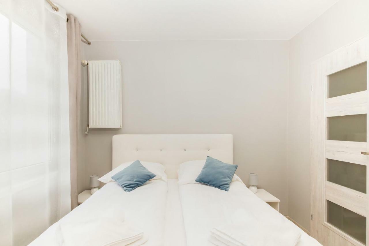 Apartament Swietojanska Przy Nabrzezu By Noclegi Renters Gdynia Luaran gambar